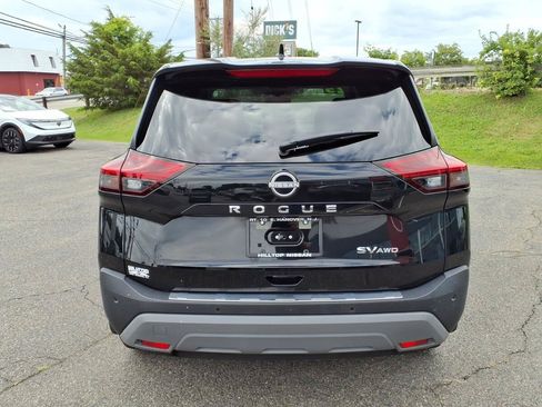 Used 2023 Nissan Rogue SV AWD/4WD image 6