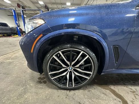 Used 2019 BMW X5 xDrive50i w/ M Sport Package AWD/4WD image 23