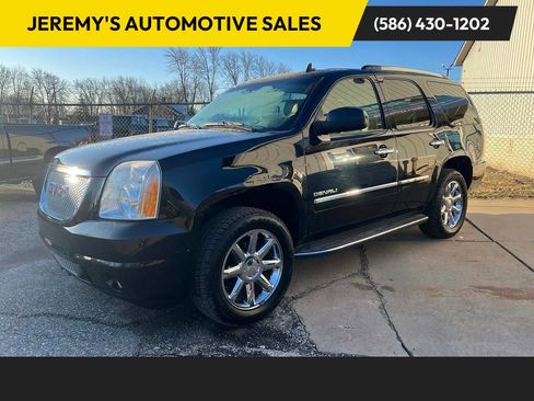 Used 2013 GMC Yukon Denali image 1