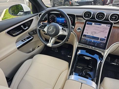 Certified 2023 Mercedes-Benz GLC 300 4MATIC image 28