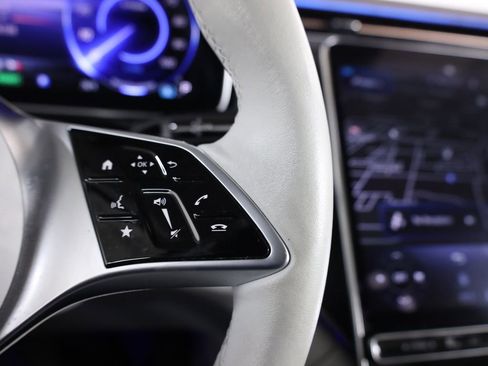 Used 2023 Mercedes-Benz EQE 350+ 4MATIC SUV w/ Exclusive Trim Package image 22