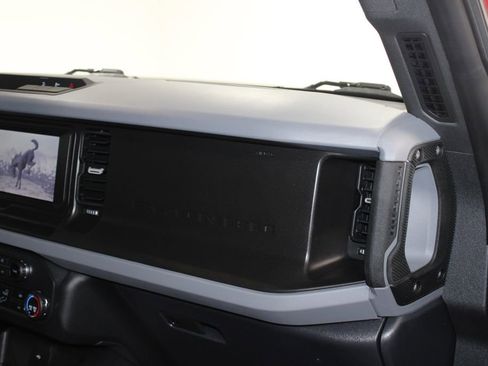 Used 2023 Ford Bronco 4-Door AWD/4WD image 26