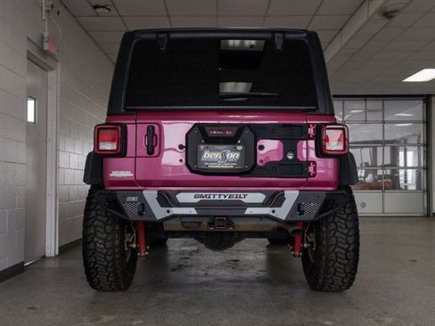 Used 2021 Jeep Wrangler Unlimited Rubicon w/ Xtreme Recon 35" Tire Package image 4