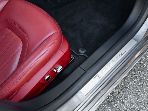 Used 2022 Maserati Quattroporte GT image 56