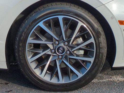 Used 2020 Hyundai Sonata Limited image 11