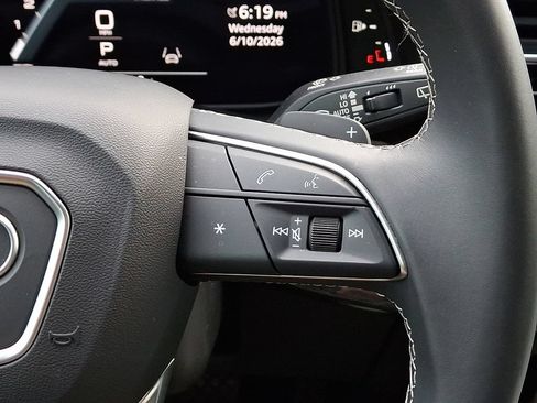 Certified 2025 Audi Q8 Premium Plus w/ Premium Plus Package AWD/4WD image 25