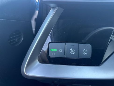 Used 2023 Audi A3 2.0T Premium image 26