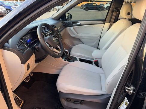 Certified 2024 Volkswagen Tiguan SE R-Line image 12