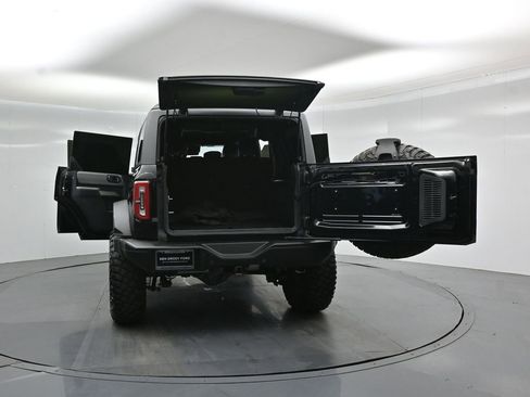 Used 2023 Ford Bronco Badlands AWD/4WD image 32