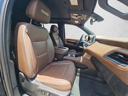 Used 2022 Chevrolet Tahoe High Country AWD/4WD image 21