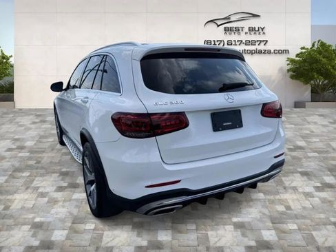 Used 2020 Mercedes-Benz GLC 300 image 4