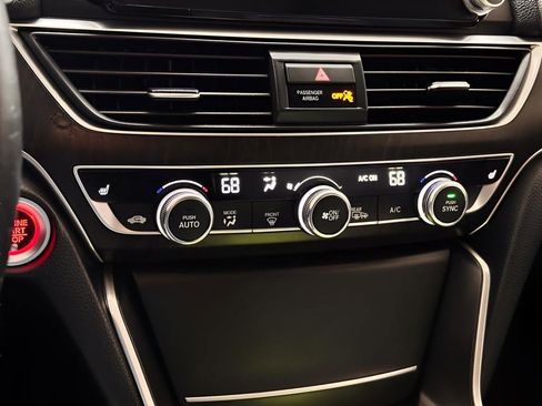 Used 2019 Honda Accord EX-L image 12