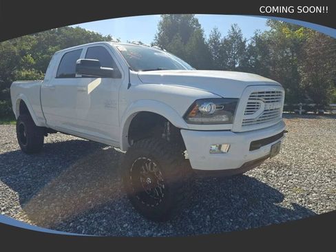 Used 2018 RAM 2500 Laramie w/ Sport Appearance Group AWD/4WD image 6