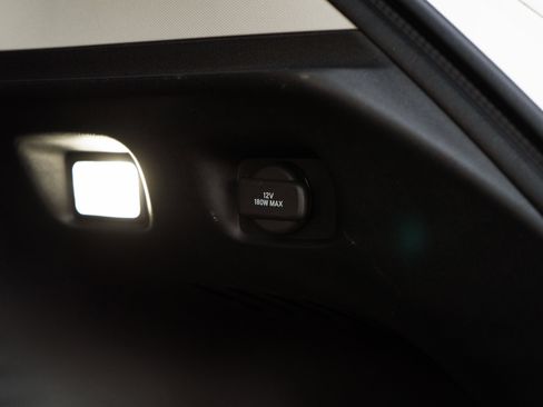 Used 2024 Honda HR-V EX-L image 45