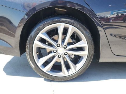 Used 2023 Chevrolet Malibu LT image 36