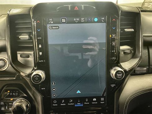 Used 2022 RAM 1500 Limited w/ Bed Utility Group image 12