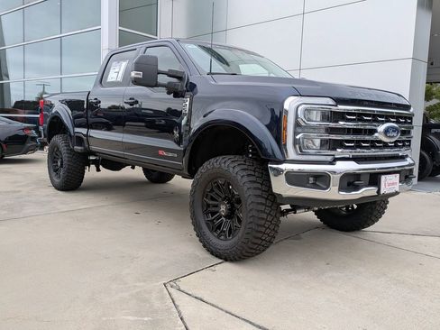 New 2025 Ford F250 Lariat image 2
