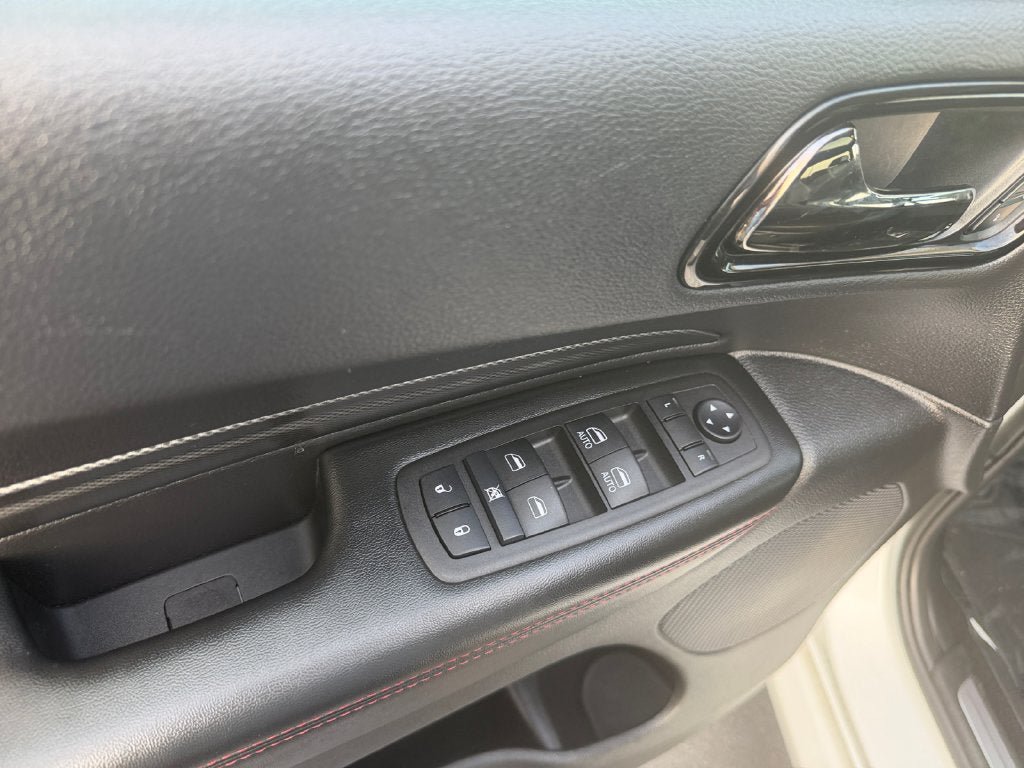Used 2025 Dodge Durango GT AWD/4WD image 22