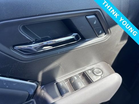 New 2025 Chevrolet Colorado Z71 w/ Technology Package image 18