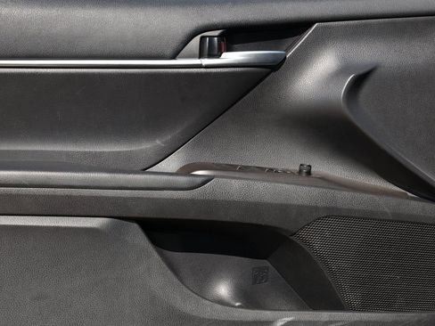 Used 2024 Toyota Camry LE image 24