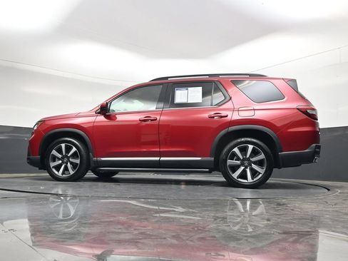 Used 2024 Honda Pilot Touring image 35