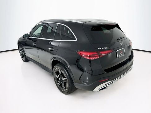 Used 2024 Mercedes-Benz GLC 300 4MATIC image 6