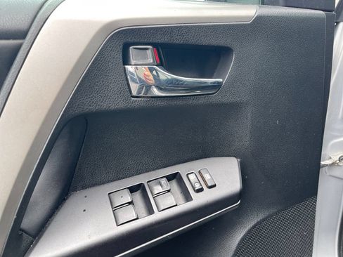 Used 2018 Toyota RAV4 XLE w/ Plus Extra Value Package FWD image 13