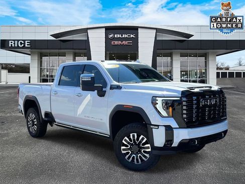 Used 2025 GMC Sierra 2500 Denali Ultimate AWD/4WD image 1
