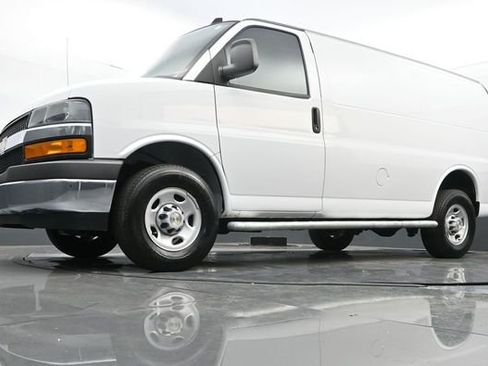 Used 2024 Chevrolet Express 2500 w/ Driver Convenience Package image 24