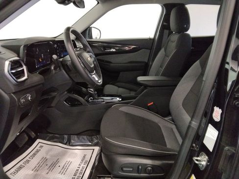 Used 2024 Chevrolet TrailBlazer LT w/ Convenience Package FWD image 29