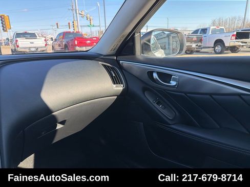 Used 2016 INFINITI Q50 Premium w/ Driver Assistance Package image 71