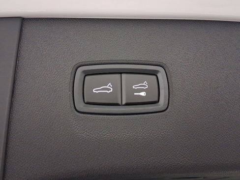 New 2025 Porsche Cayenne E-Hybrid image 32