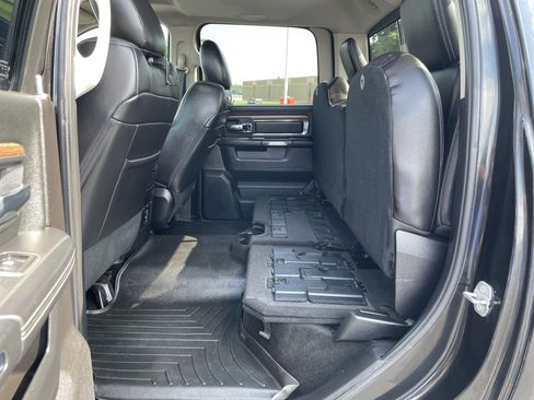 Used 2015 RAM 1500 Laramie w/ Convenience Group AWD/4WD image 43