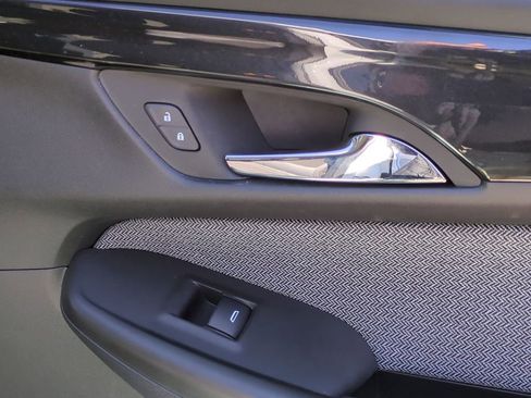 Used 2025 Chevrolet TrailBlazer LT image 33