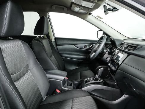 Used 2017 Nissan Rogue SV AWD/4WD image 21