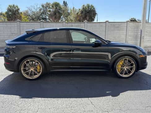Certified 2023 Porsche Cayenne Turbo GT image 7