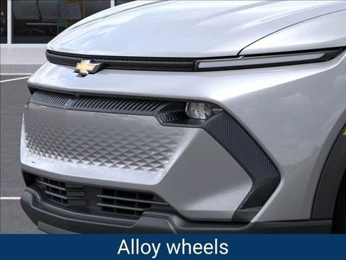New 2026 Chevrolet Equinox EV LT image 15