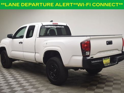 Used 2020 Toyota Tacoma SR image 4