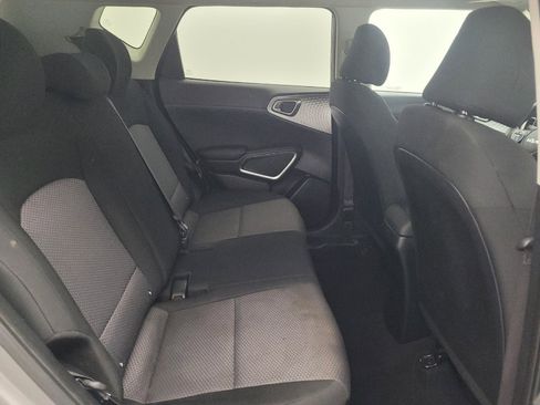 Used 2023 Kia Soul LX w/ Option Group 015 FWD image 19