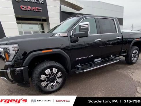 Certified 2025 GMC Sierra 2500 Denali w/ Max Trailering Package image 5