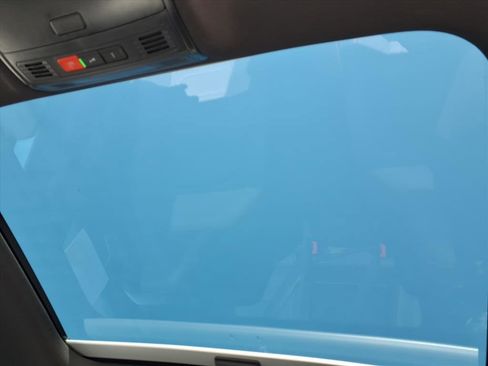 Used 2026 Volkswagen Jetta GLI Autobahn image 8