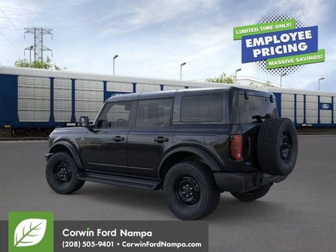 New 2026 Ford Bronco Outer Banks w/ Black Appearance Package AWD/4WD image 5