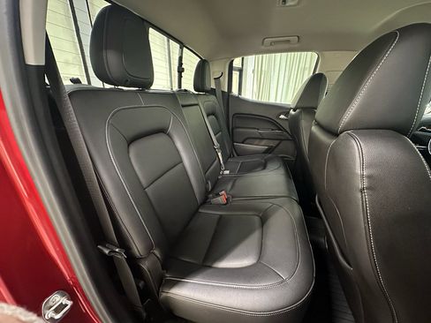 Used 2016 GMC Canyon SLT w/ Driver Alert Package AWD/4WD image 18
