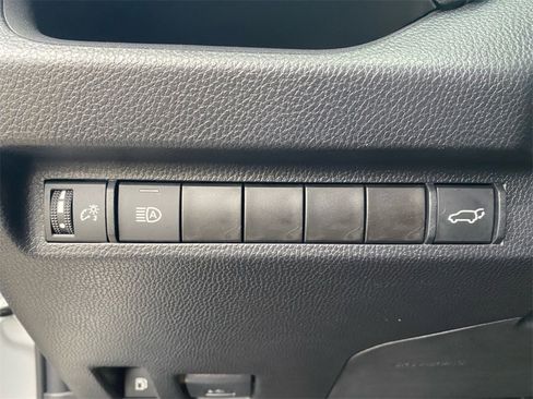 Used 2024 Toyota RAV4 XLE w/ Convenience Package image 24
