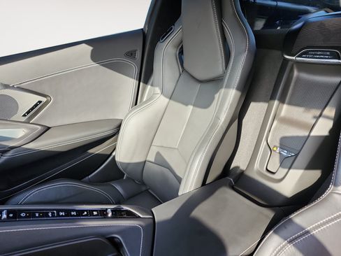 Used 2021 Chevrolet Corvette Stingray Preferred Cpe w/ Battery Protection Package RWD image 13