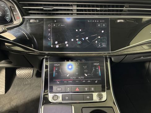Used 2021 Audi Q7 3.0T Premium Plus w/ Premium Plus Package AWD/4WD image 22