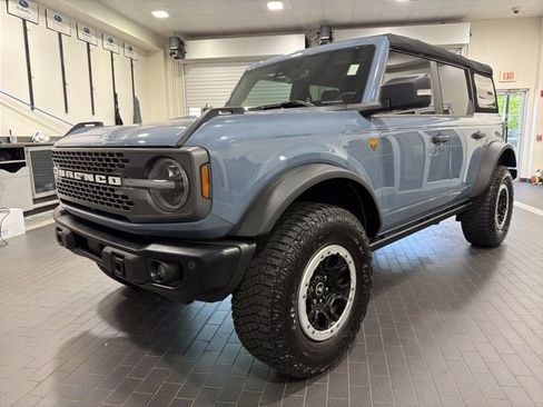 Used 2023 Ford Bronco Badlands w/ Sasquatch Package image 1