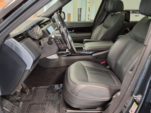 Used 2025 Land Rover Range Rover Long Wheelbase Autobiography AWD/4WD image 20