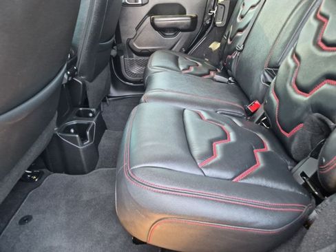 Used 2021 Jeep Wrangler Unlimited Sport AWD/4WD image 18