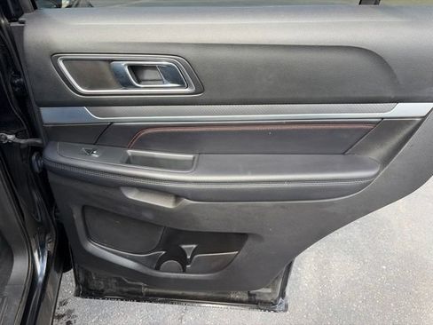 Used 2017 Ford Explorer Sport w/ Equipment Group 401A AWD/4WD image 28